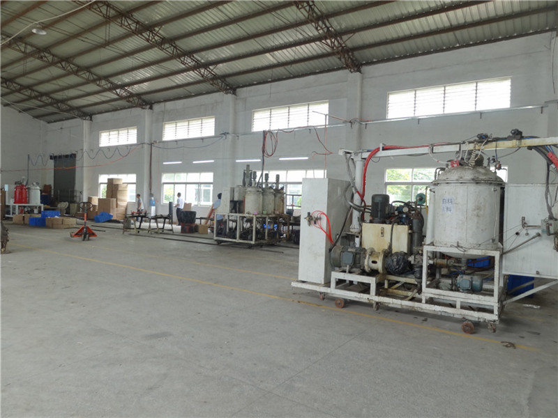 聚氨酯發泡車間2