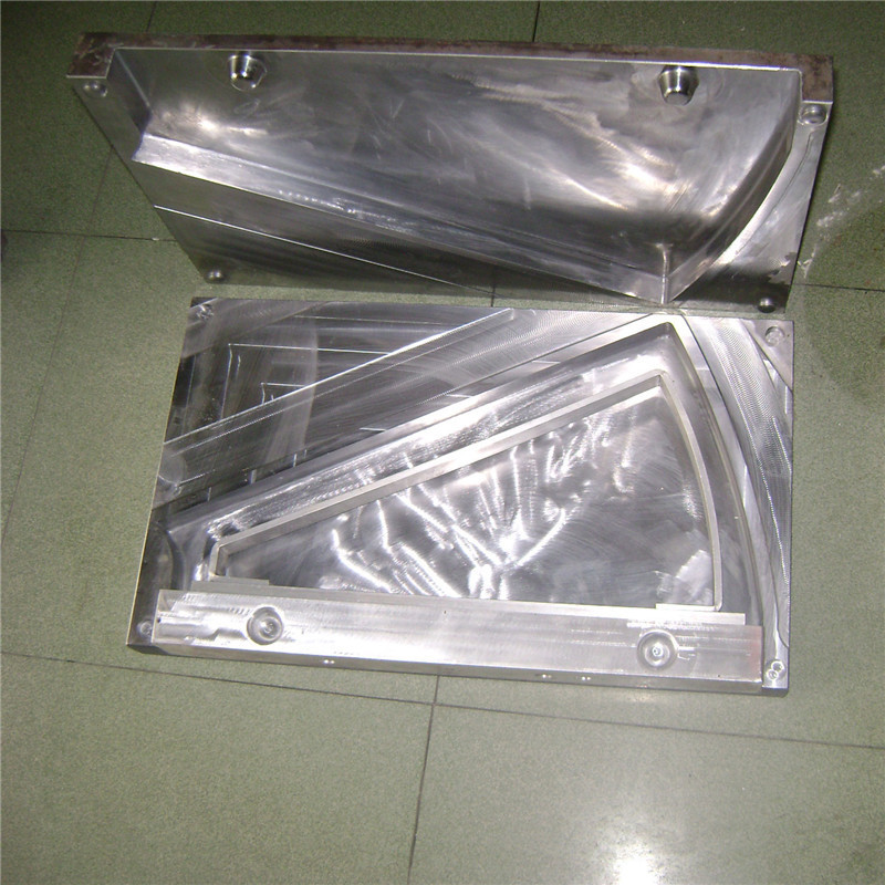 自結皮翼閘擋板模具